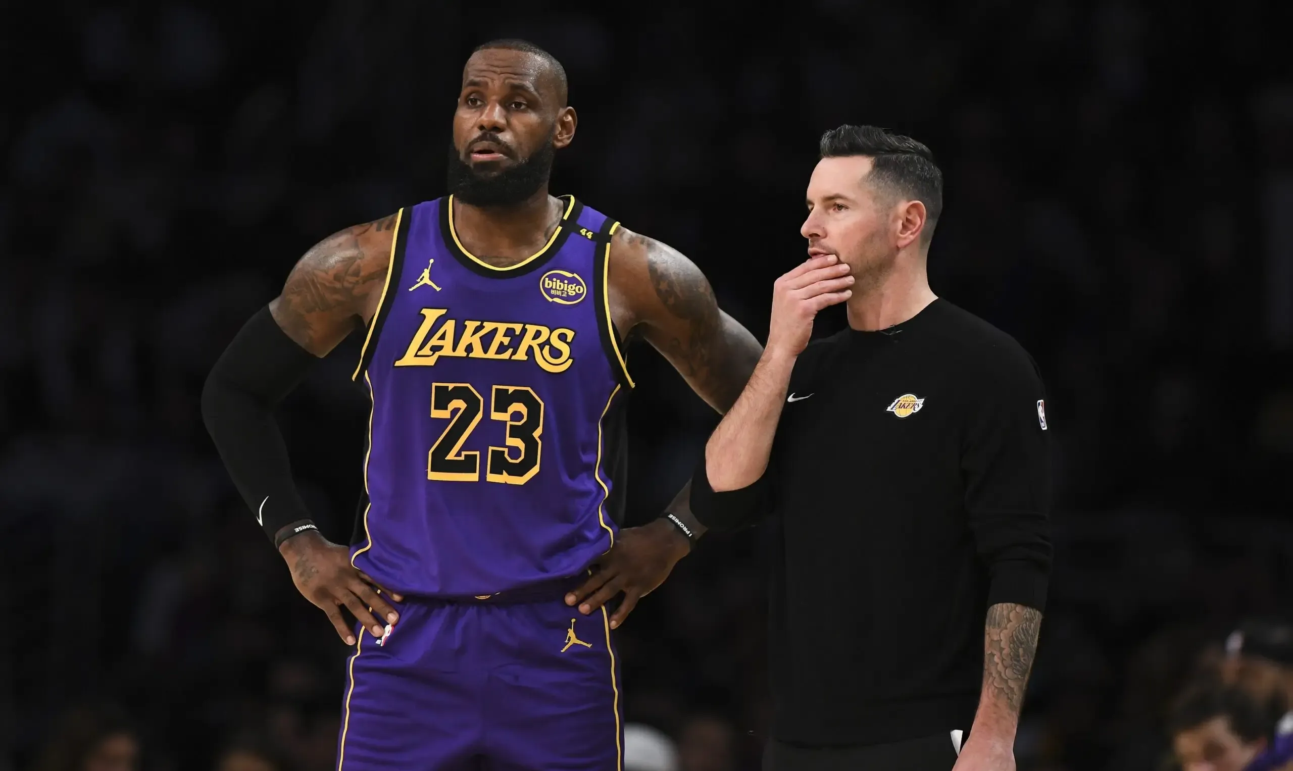 九游网页官网入口包含洛杉矶湖人发布备战花絮;今夜遗憾出局;NBA季后赛任务艰巨;赛季目标并未改变的词条