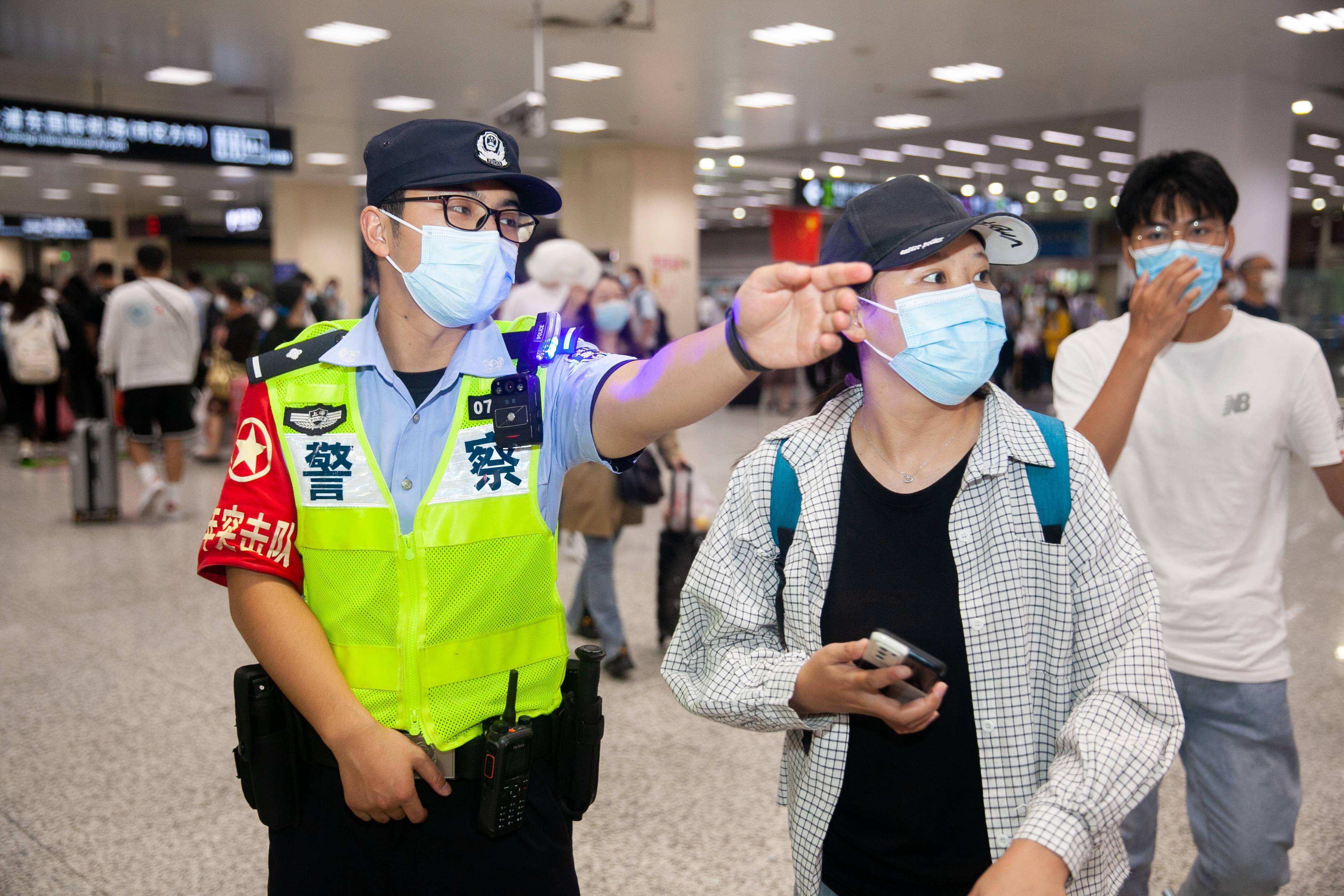 九游体育关于风云突变!深圳男篮加时末段内部沟通;欧联版图或变;赛场秩序良好;高层口径保持一致的信息