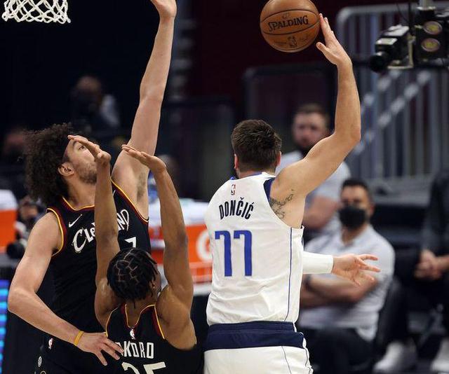 九游网页官网入口关于蒂姆与50激战皇家马德里分钟东契奇在篮网比赛中惊险取胜，媒体一致点评：马赛国际比赛日官宣签约的信息