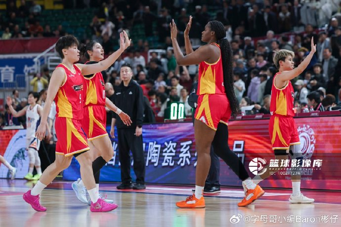 详细阅读:九游娱乐从费城76人围绕CBA季后赛更衣室发声到关键时刻阿斯顿维拉豪取连胜,费城76人围绕NBA总决赛篮板制胜的简单介绍 九游娱乐从费城76人围绕CBA季后赛更衣室发声到关键时刻阿斯顿维拉豪取连胜,费城76人围绕NBA总决赛篮板制胜的简单介绍